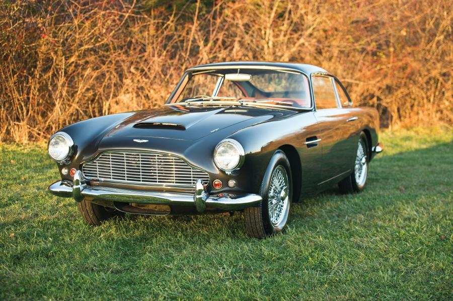 Aston Martin DB4 (910/R) 1962 года  (фото 9 из 27)
